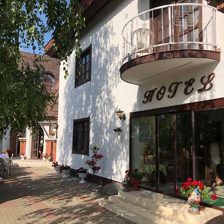 Karikas Hotel Hajdúszoboszló المظهر الخارجي الصورة
