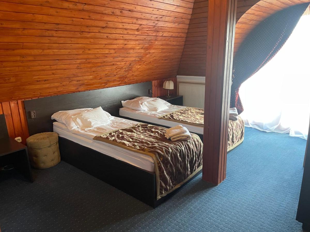 Karikas Hotel Hajdúszoboszló المظهر الخارجي الصورة