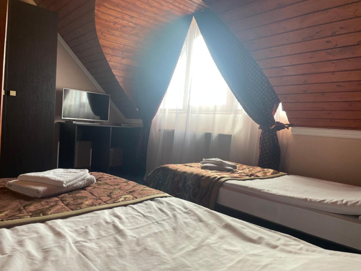 Karikas Hotel Hajdúszoboszló المظهر الخارجي الصورة