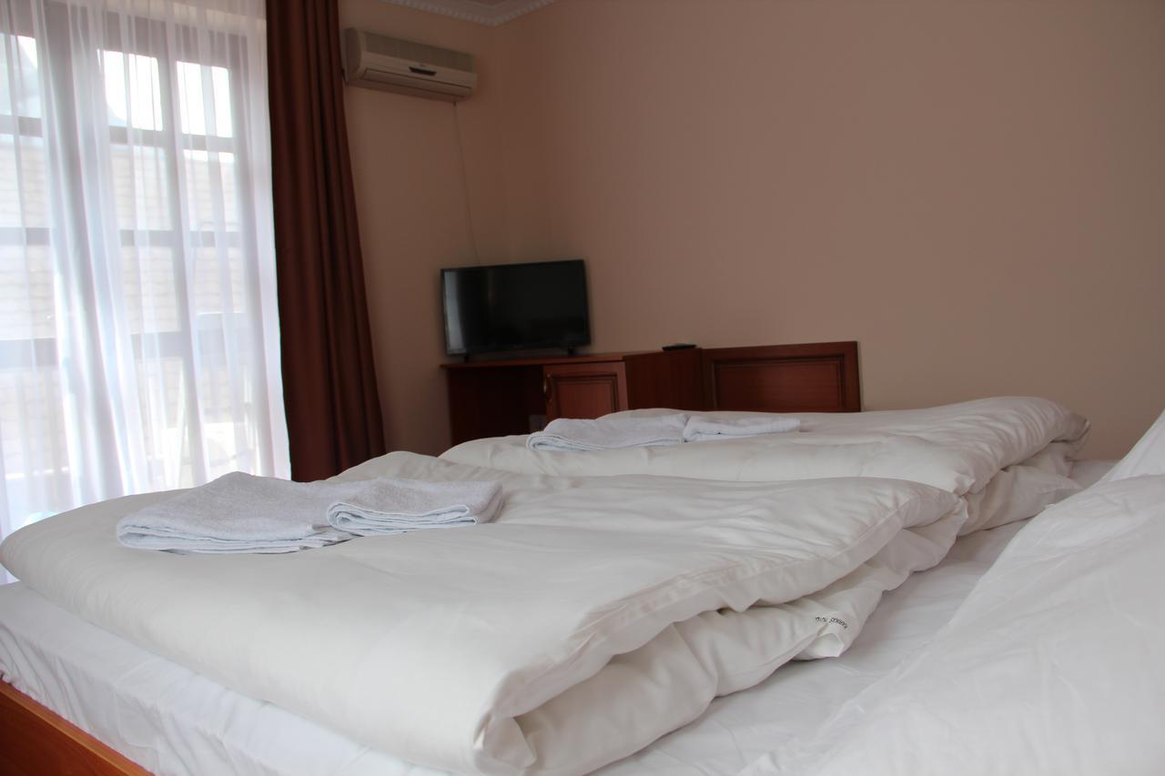 Karikas Hotel Hajdúszoboszló المظهر الخارجي الصورة