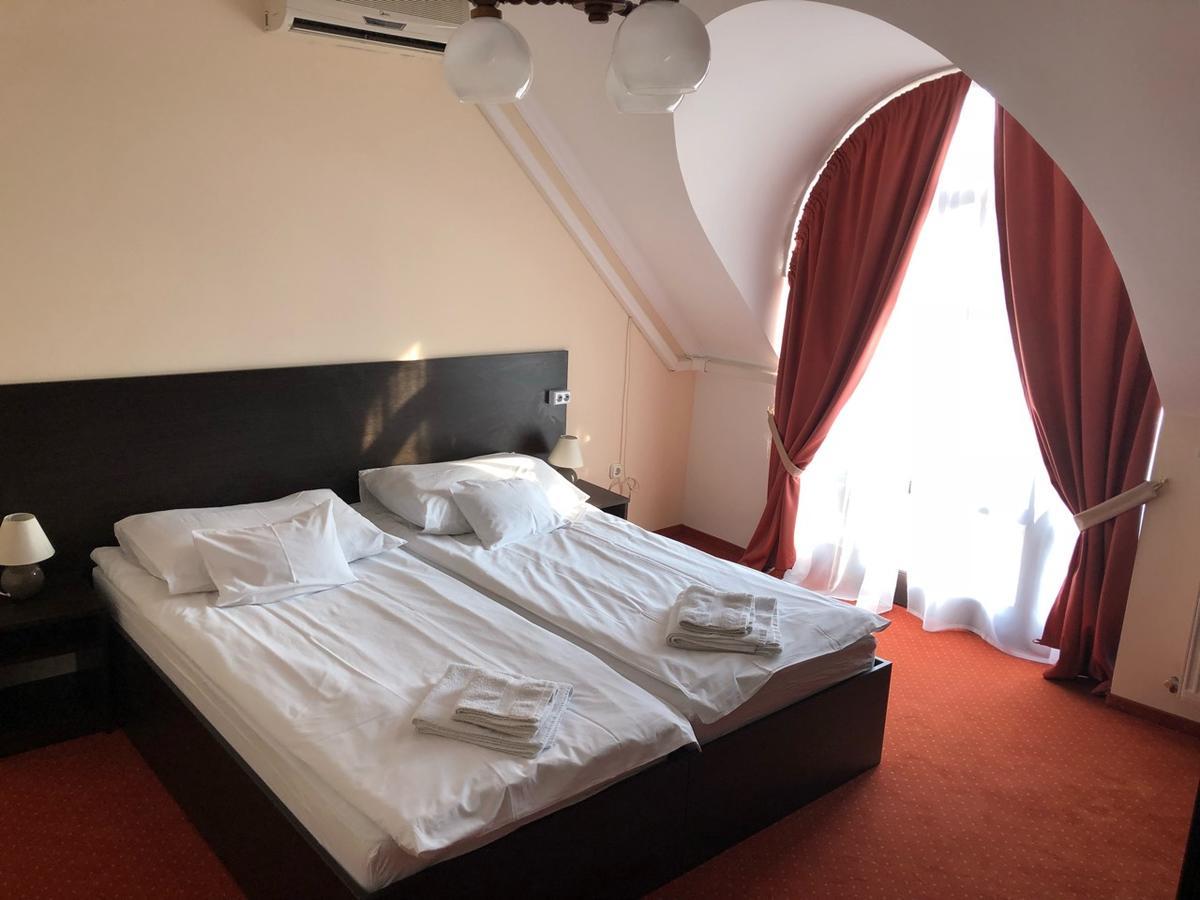 Karikas Hotel Hajdúszoboszló المظهر الخارجي الصورة